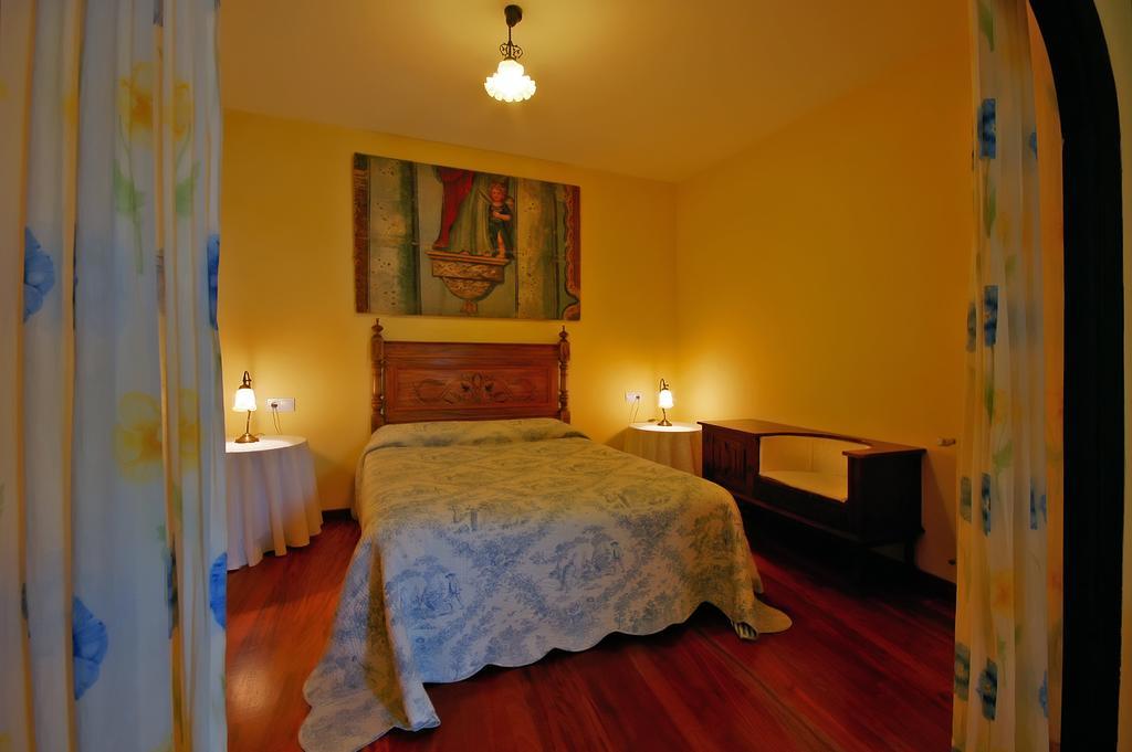 Casa Grande De Trives Bed & Breakfast Puebla de Trives Phòng bức ảnh